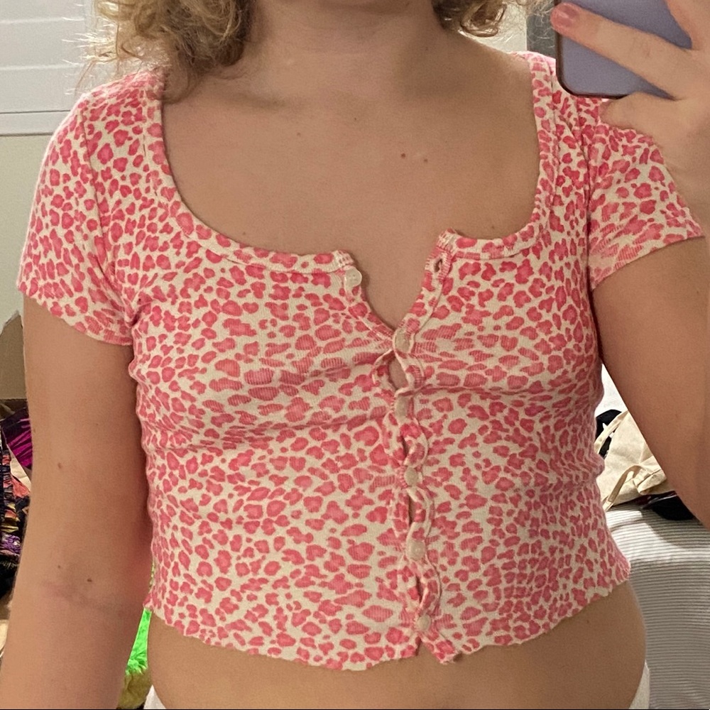 brandy Melville pink cheetah print zelly top